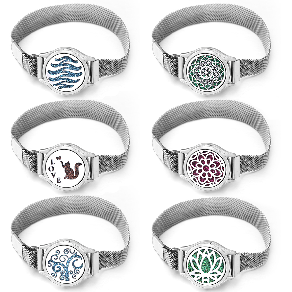 Jewelry Essentials Watches - Pulsera con medallón de aromaterapia con