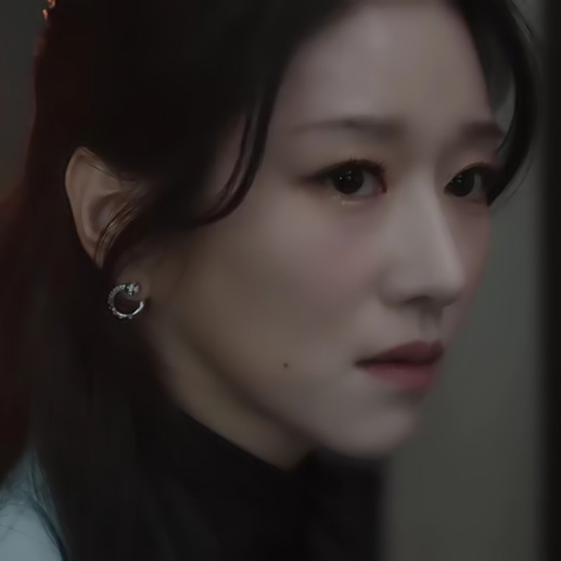 Eve SEO Yea Ji-pendientes de c - Eve Jewelry & Watches Distribuidor Oficial Rolex Buenos Aires reseña y precio