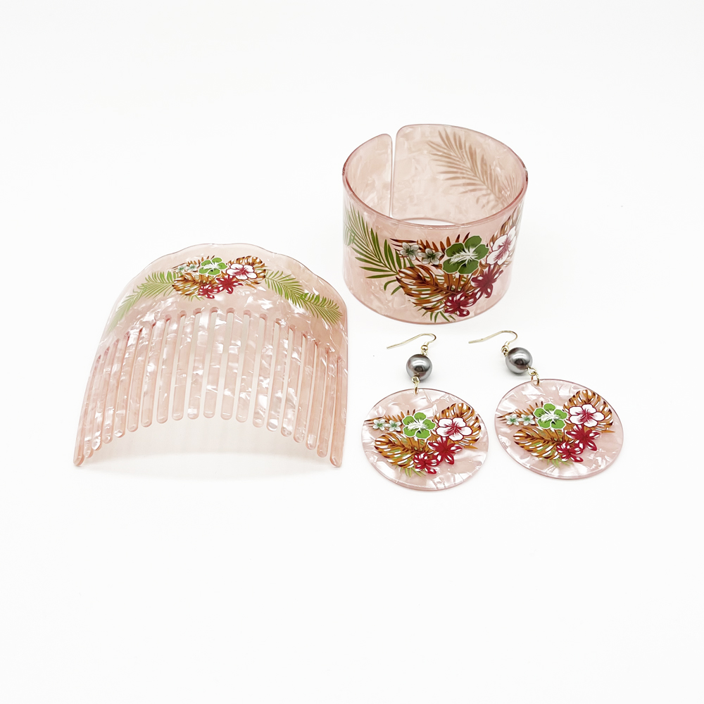 Conjunto de joyería con estamp - Pacific Jewelry & Watches Los Angeles reseña y precio