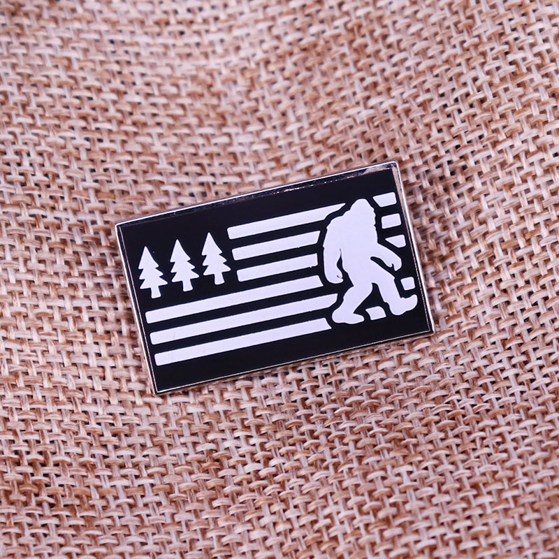 Bandera Americana Bigfoot PNW  - Pacific Jewelry & Watches Los Angeles reseña y precio